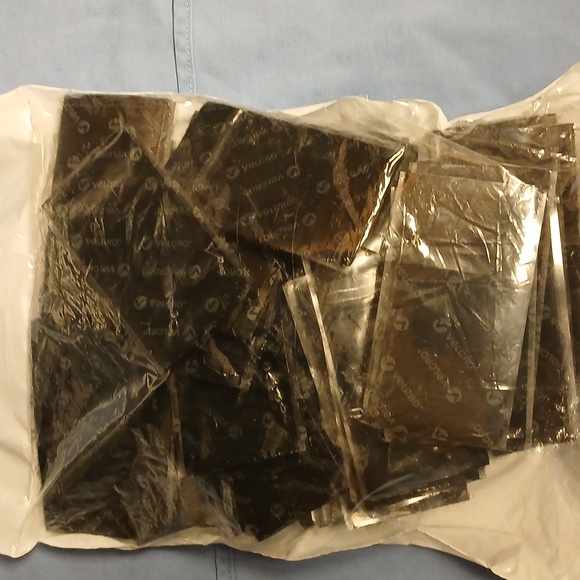 Velcro - Picture 2 of 2